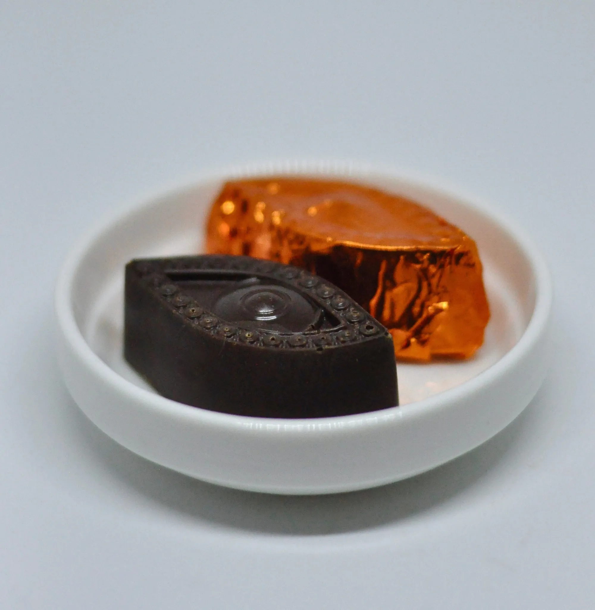 Custom Molds & Packaging